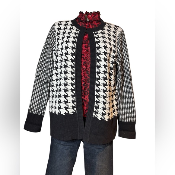 TANJAY Women's Black and White Sweater Open Front Size M - Picture 7 of 13